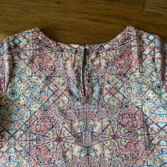 Artisan Ny Blue Red Geometric Abstract Modern Print Top Women's Size Ext… - Picture 7 of 13